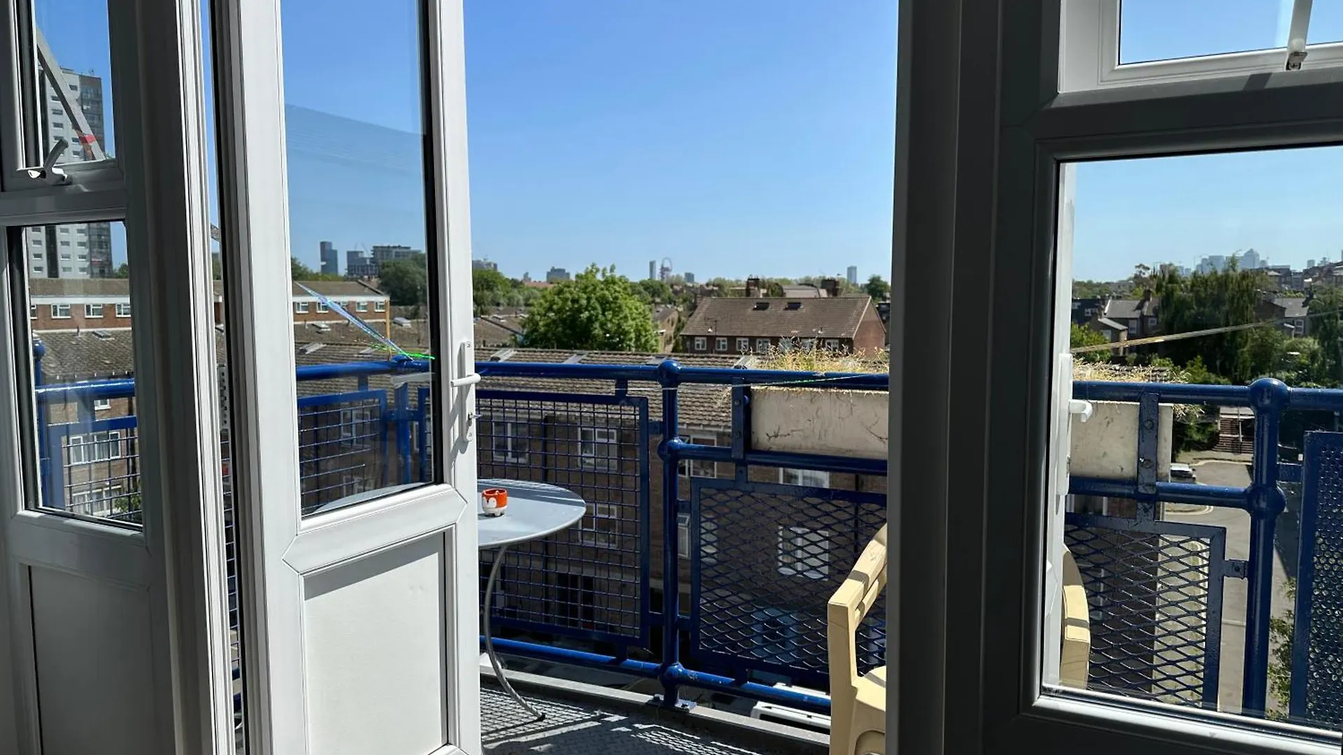 Large Private Room With Balcony 런던 영국