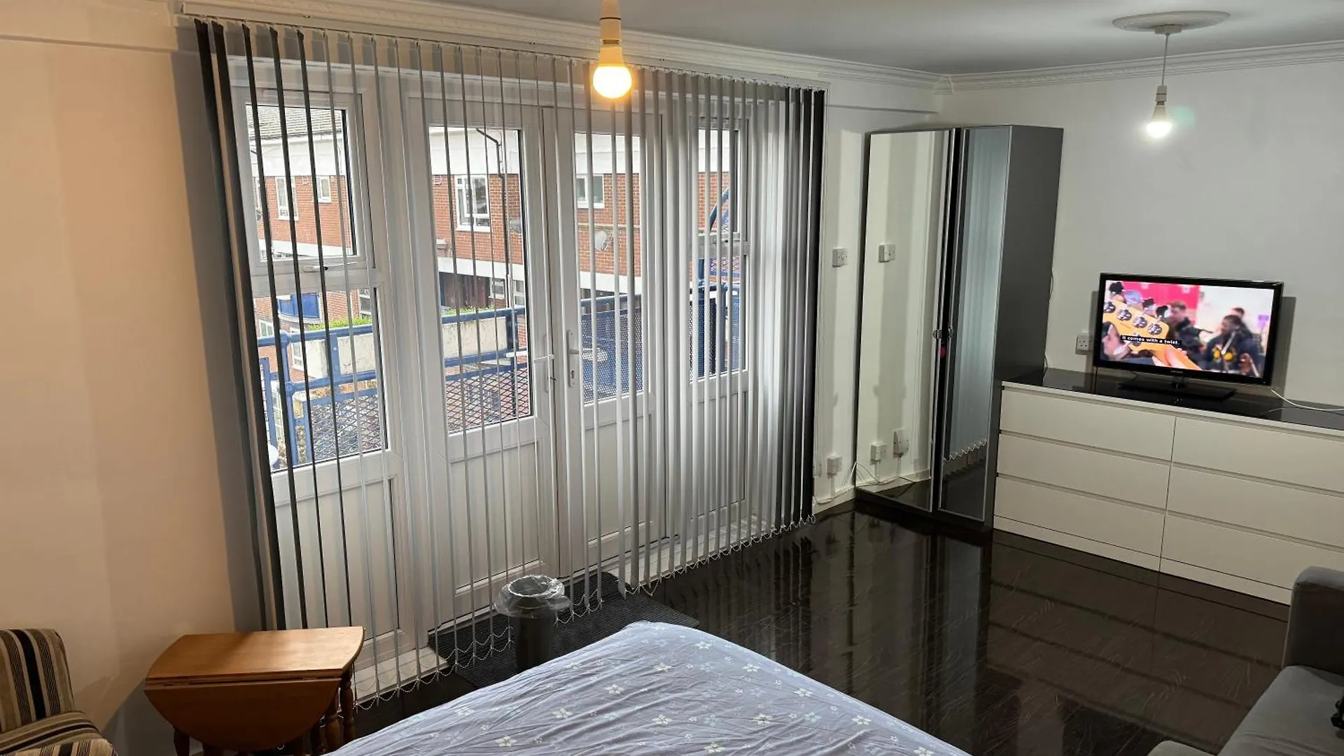Homestay Large Private Room With Balcony London United Kingdom